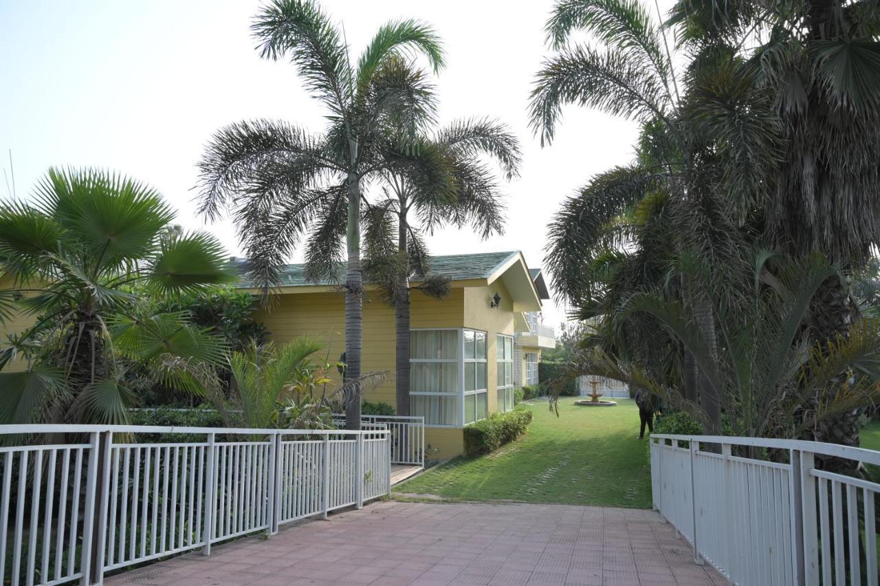 Kamal Resorts - The Luxury Of Being Yourself Ludhiana Eksteriør bilde